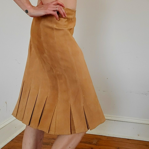 DANIER - Suede leather skirt - Picture 7 of 14